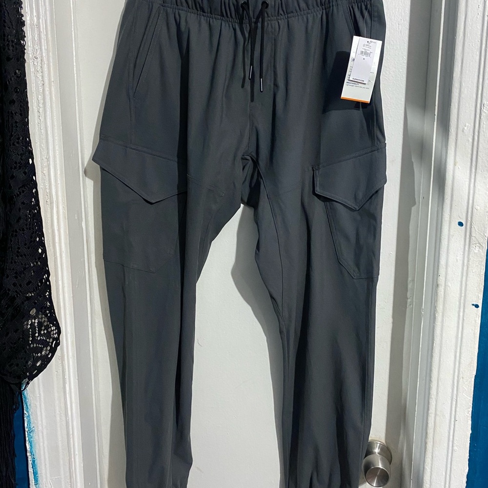 Men's Gray Cargo Pants